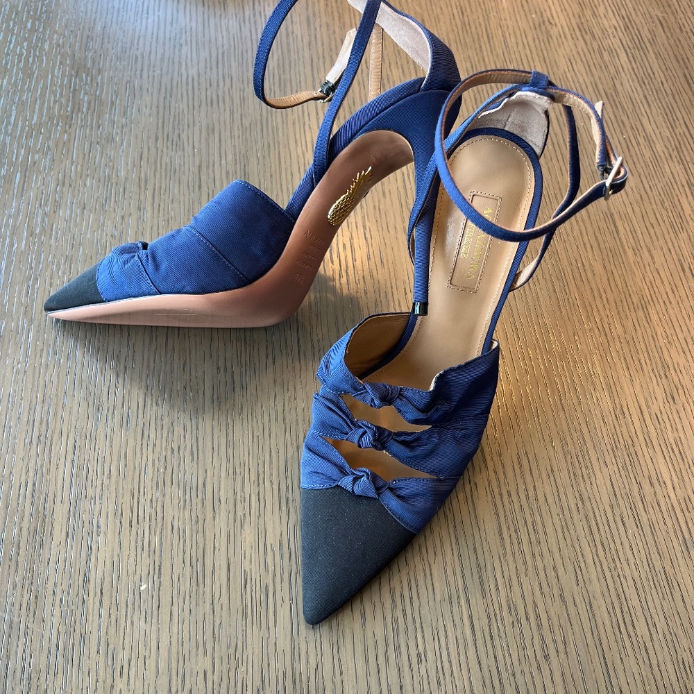 Aquazzura Firenze (made in Italy) Black and Blue Satin Ankle Strapped Pump